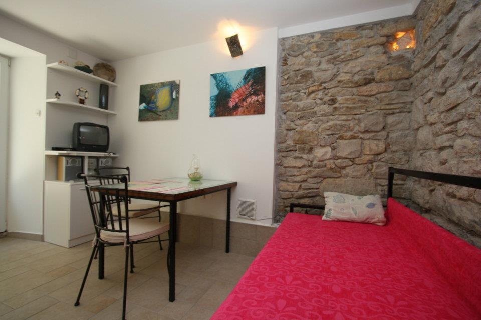 Apartman Pundinica Каштела Экстерьер фото